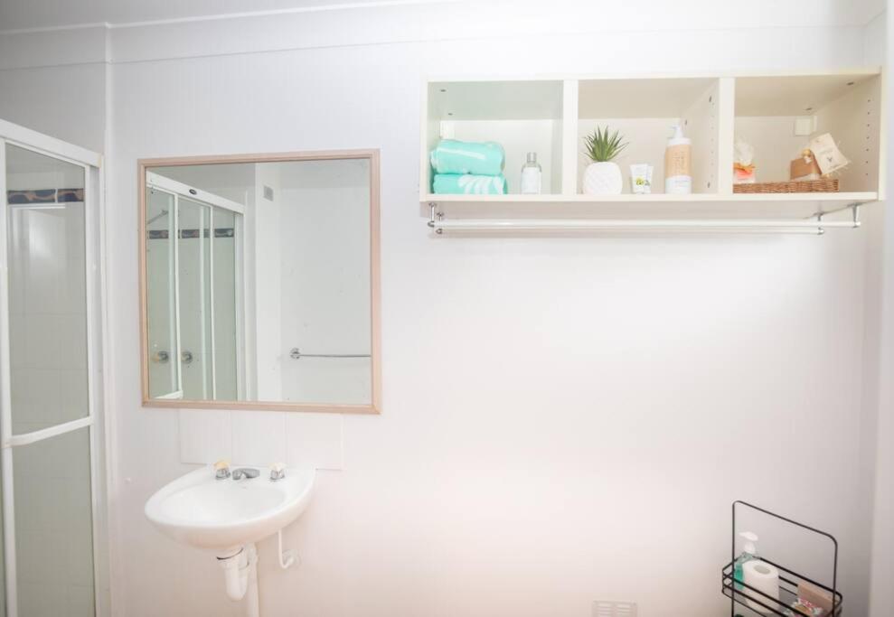 Gorgeous + 100m To + Pool * Point Lookout